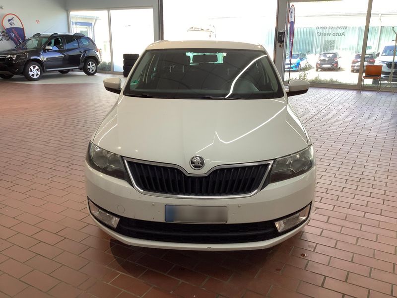 Skoda Rapid Spaceback 1.2 TSI Ambition 2015 – снимка 14