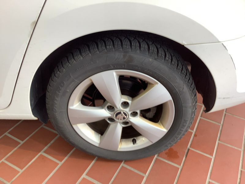 Skoda Rapid Spaceback 1.2 TSI Ambition 2015 – снимка 5