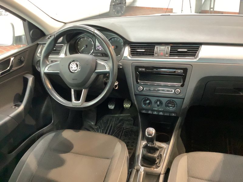 Skoda Rapid Spaceback 1.2 TSI Ambition 2015 – снимка 18