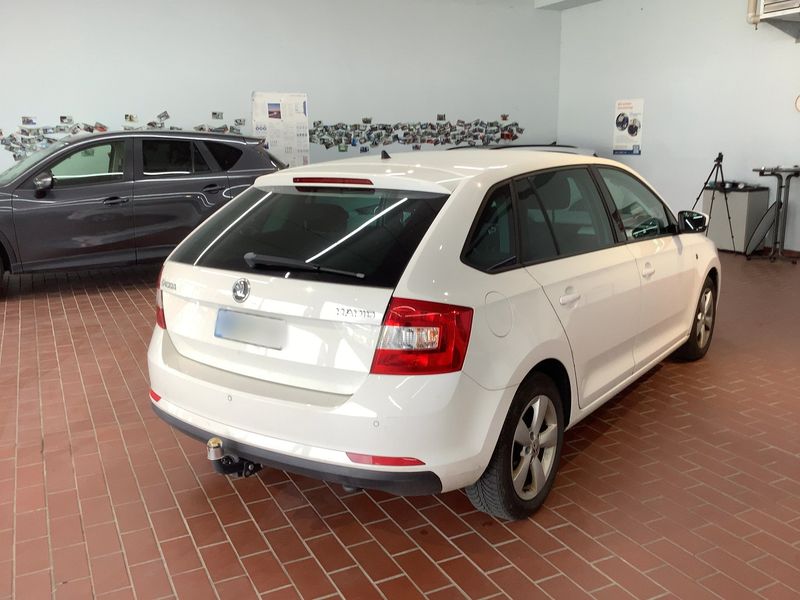 Skoda Rapid Spaceback 1.2 TSI Ambition 2015 – снимка 8