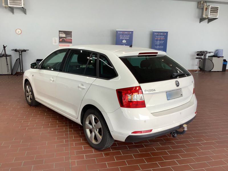 Skoda Rapid Spaceback 1.2 TSI Ambition 2015 – снимка 6