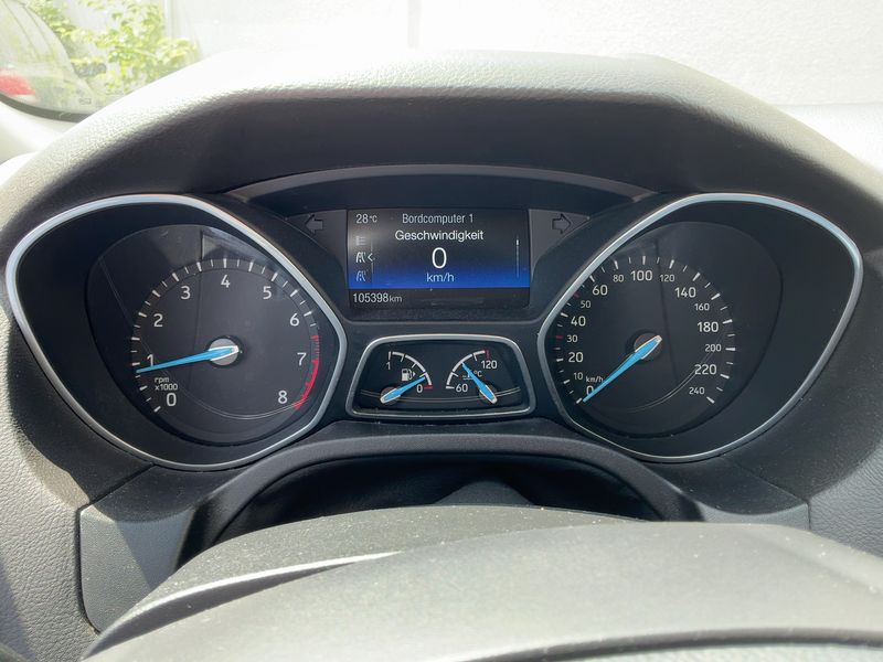 Ford Focus 1.0 EcoBoost Business 2017 – снимка 18