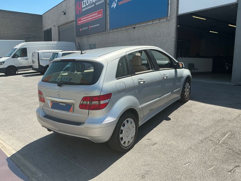 Mercedes-Benz B-Klasse B 180 CDI 2011 – снимка 2