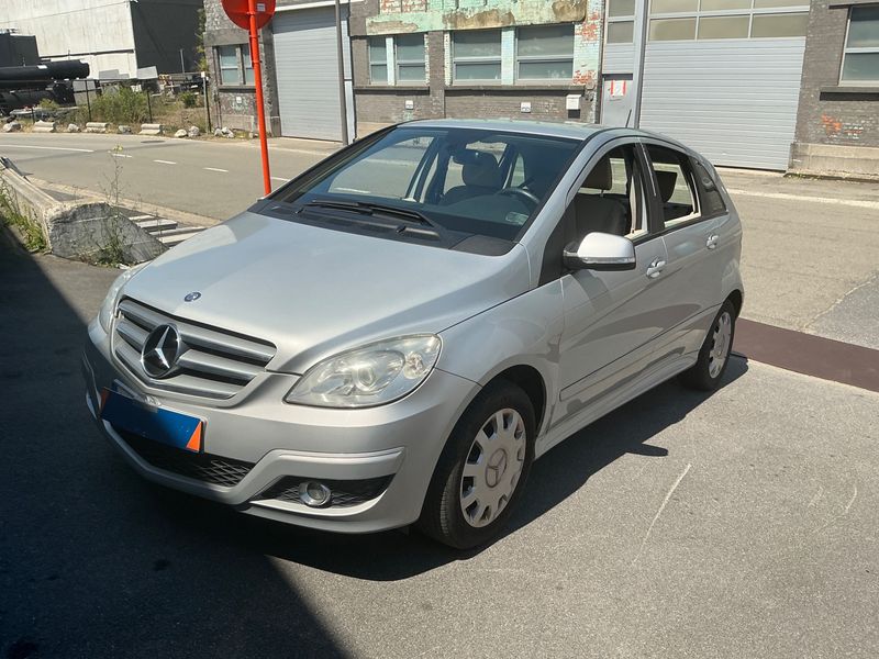 Mercedes-Benz B-Klasse B 180 CDI 2011 – снимка 1