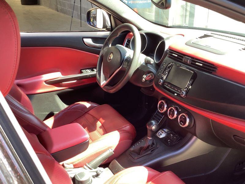 Alfa Romeo Giulietta 1.4 Turbo Collezione 2015 – снимка 17