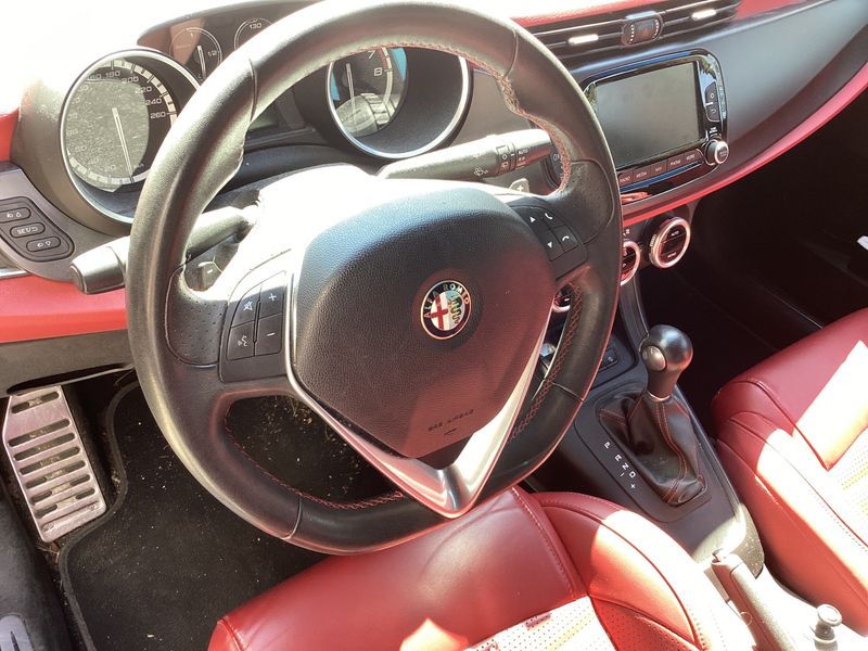 Alfa Romeo Giulietta 1.4 Turbo Collezione 2015 – снимка 37