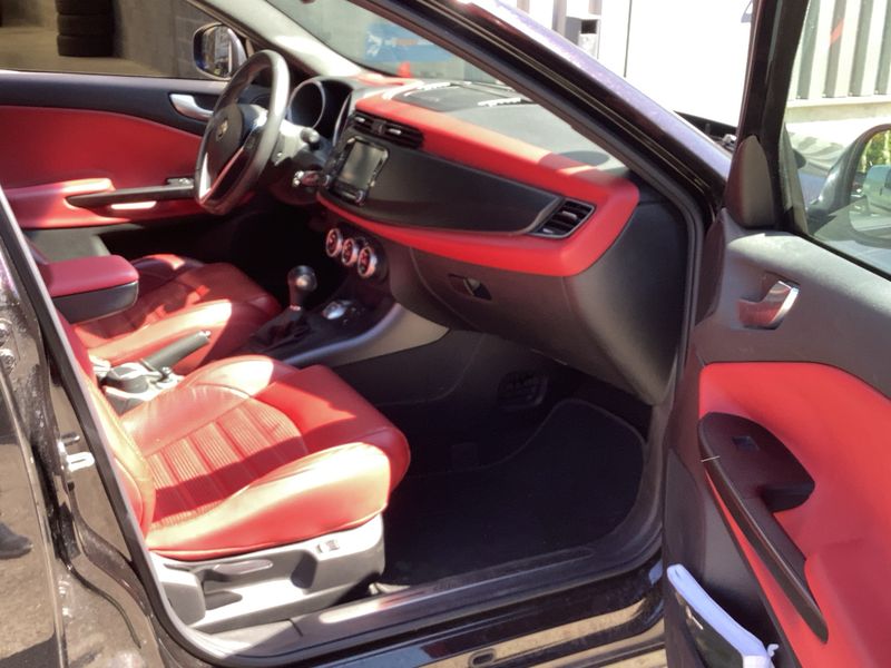 Alfa Romeo Giulietta 1.4 Turbo Collezione 2015 – снимка 16