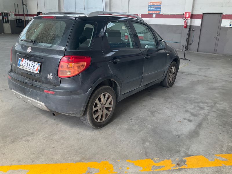 Fiat Sedici 2.0 JTDM Multijet Emotion 4x4 2010 – снимка 2