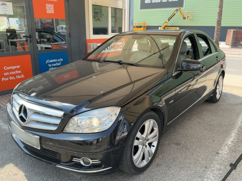 Mercedes-Benz C-Klasse C 200 CDI BlueEfficiency Avantgarde 2011