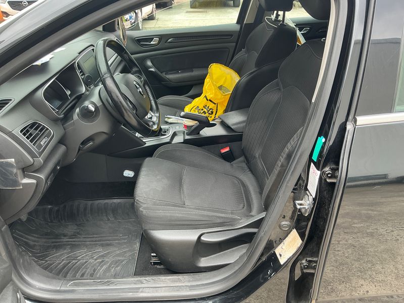 Renault Megane 1.2 TCe Energy Experience 2017 – снимка 3