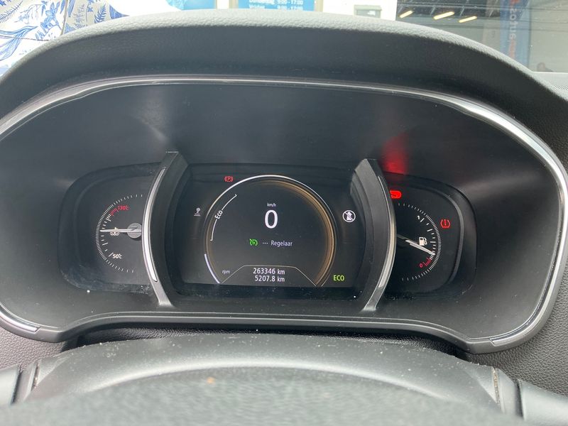 Renault Megane 1.2 TCe Energy Experience 2017 – снимка 4