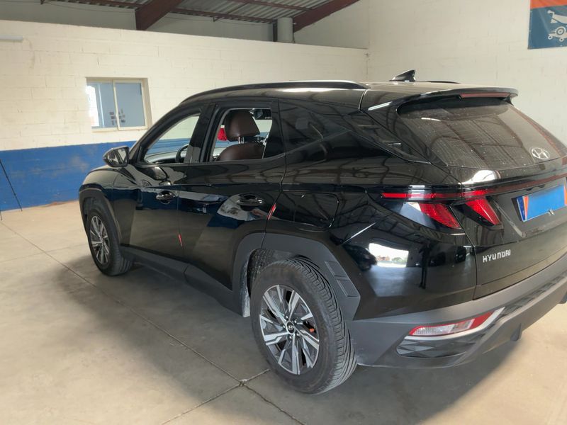 Hyundai Tucson 1.6 T-GDI Hybrid Intuitive 2WD 2023 – снимка 6