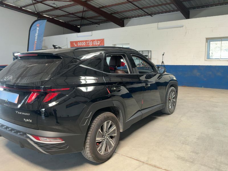 Hyundai Tucson 1.6 T-GDI Hybrid Intuitive 2WD 2023 – снимка 8