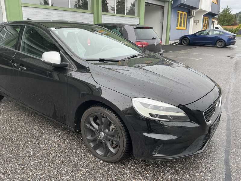 Volvo V40 2.0 D3 R-Design 2016 – снимка 12