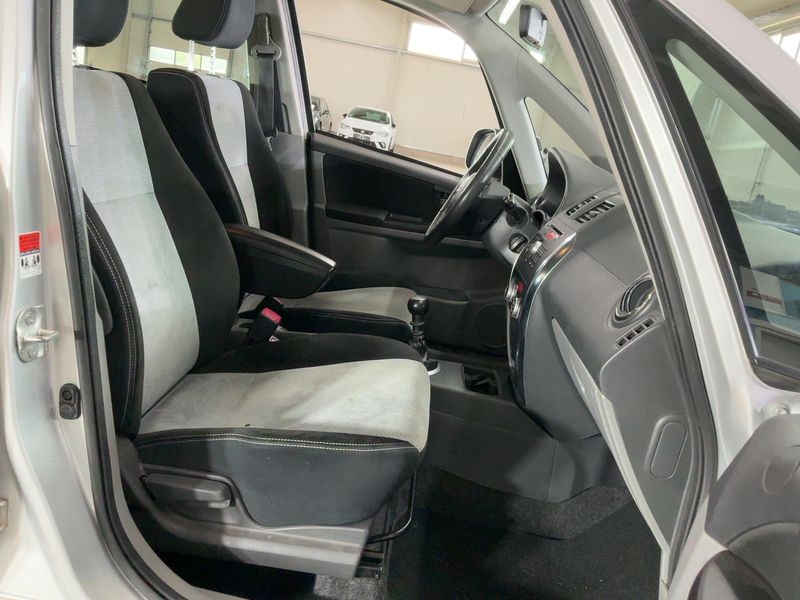 Suzuki SX4 2.0 DDiS Limited 4x4 2011 – снимка 17