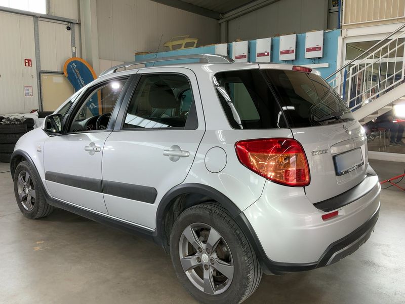 Suzuki SX4 2.0 DDiS Limited 4x4 2011 – снимка 6