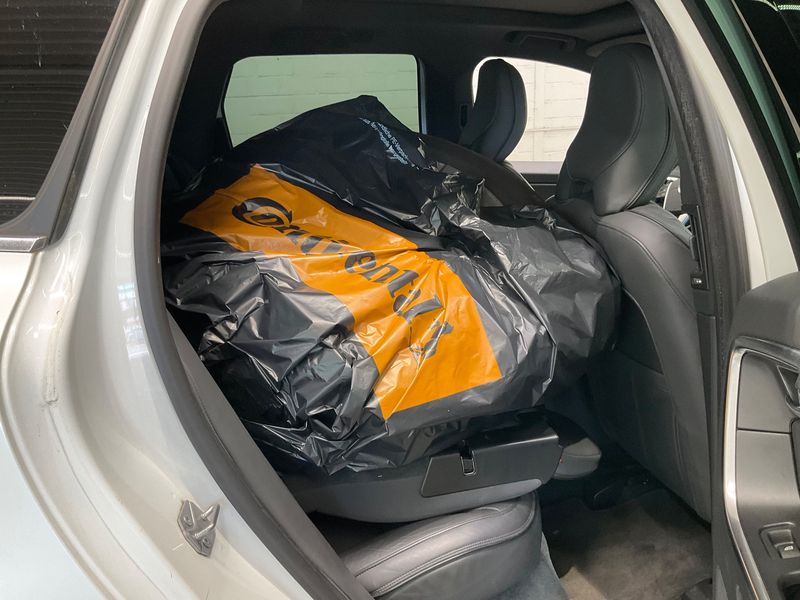 Volvo XC60 2.0 D4 Linje Inscription 2WD 2017 – снимка 20