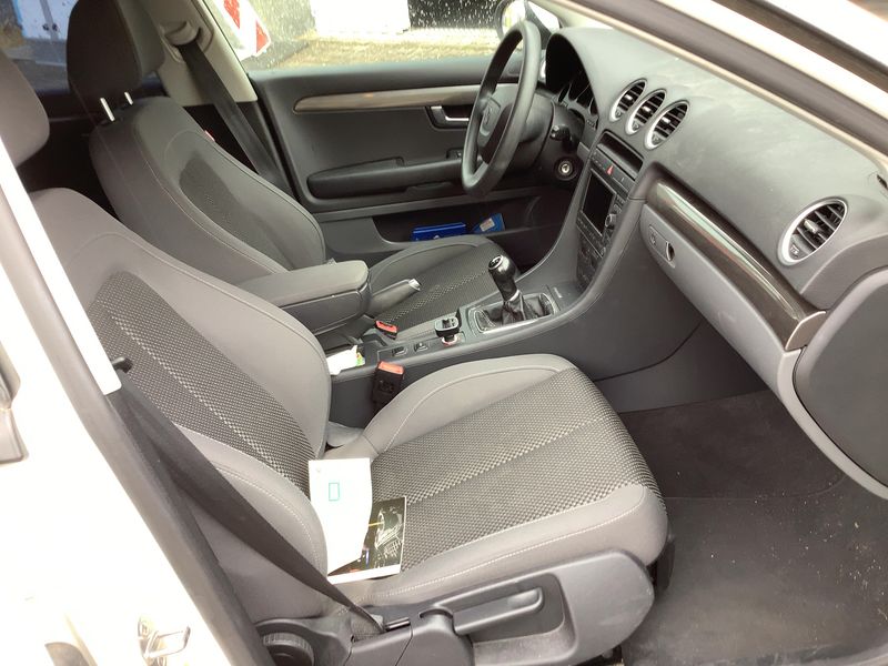 Seat Exeo 2.0 TDI Reference 2012 – снимка 16