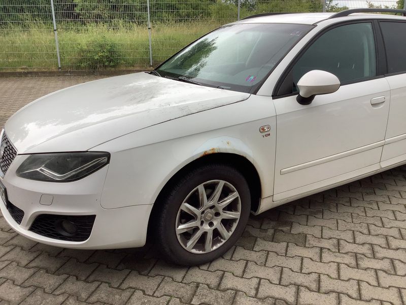 Seat Exeo 2.0 TDI Reference 2012 – снимка 2