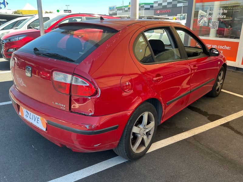 Seat Leon 1.9 TDI Sport 2004 – снимка 2
