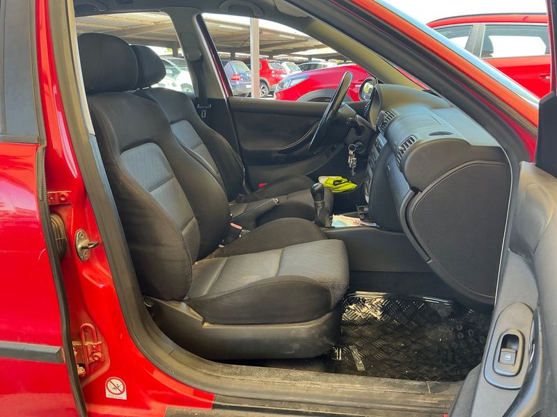Seat Leon 1.9 TDI Sport 2004 – снимка 3