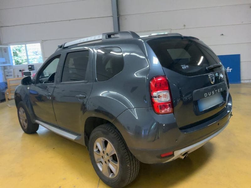 Dacia Duster 1.2 TCe Prestige 4x2 2017 – снимка 6