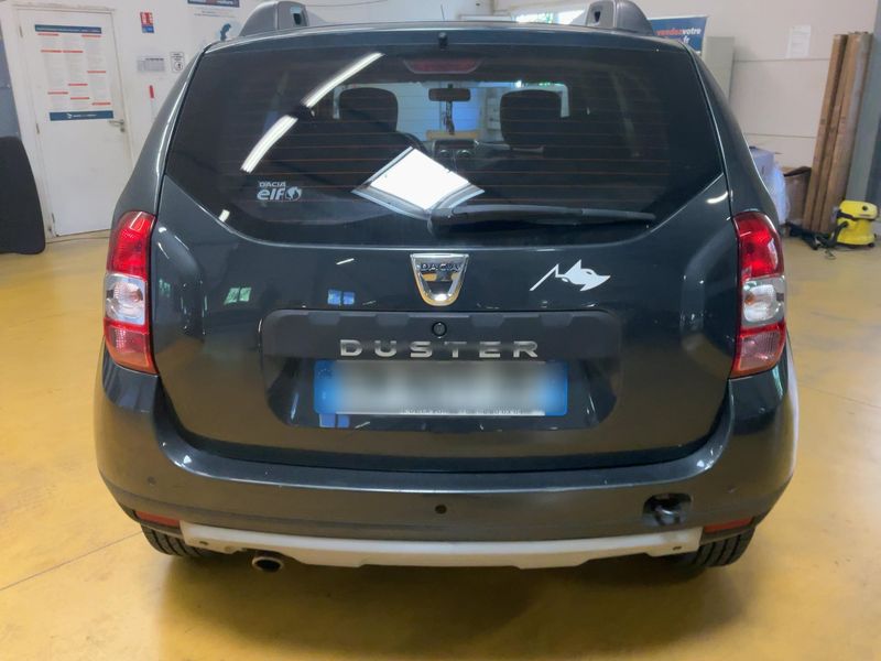 Dacia Duster 1.2 TCe Prestige 4x2 2017 – снимка 7