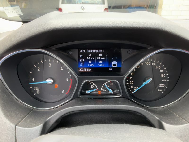 Ford Focus 1.5 TDCi Titanium 2015 – снимка 19