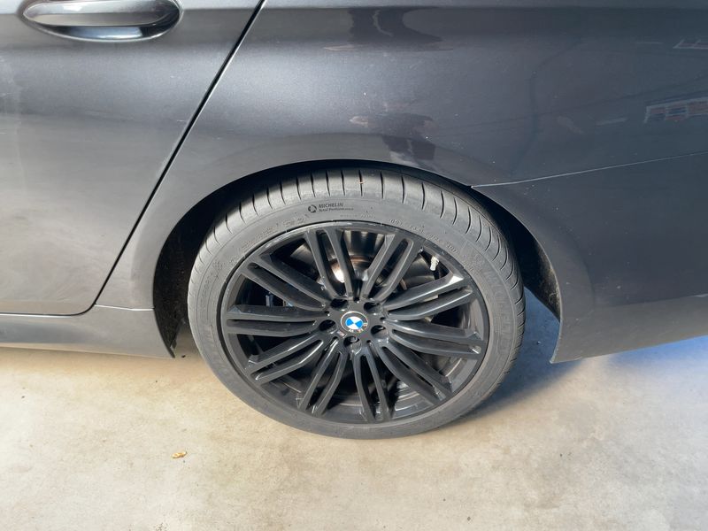 BMW 5er 530e xDrive M Sport 2020 – снимка 5