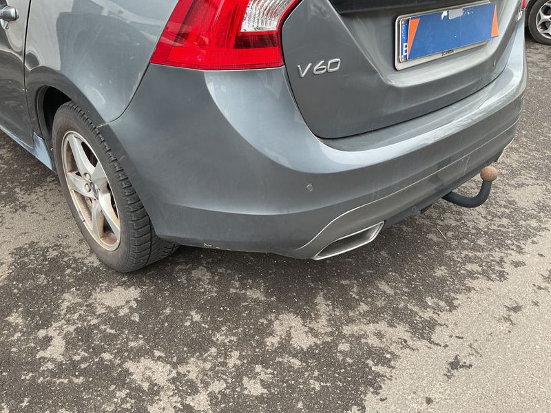 Volvo V60 2.0 D4 Kinetic 2018 – снимка 45