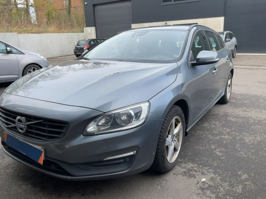 Volvo V60 2.0 D4 Kinetic 2018 – снимка 1