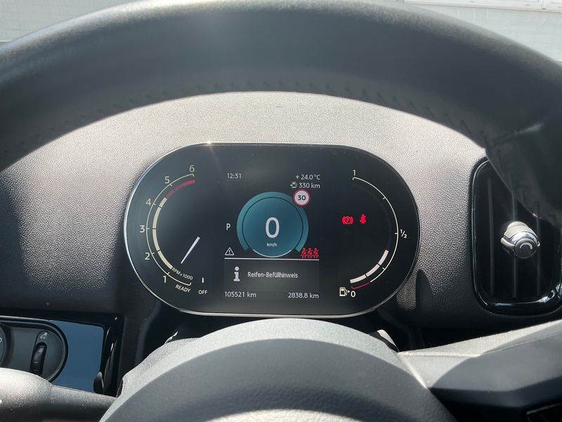 MINI Countryman Cooper D Classic Trim 2023 – снимка 18
