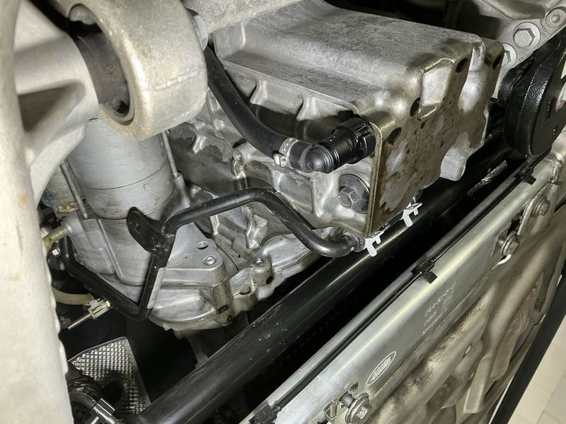 Land Rover Range Rover Sport 3.0 SD V6 HSE 2015 – снимка 29