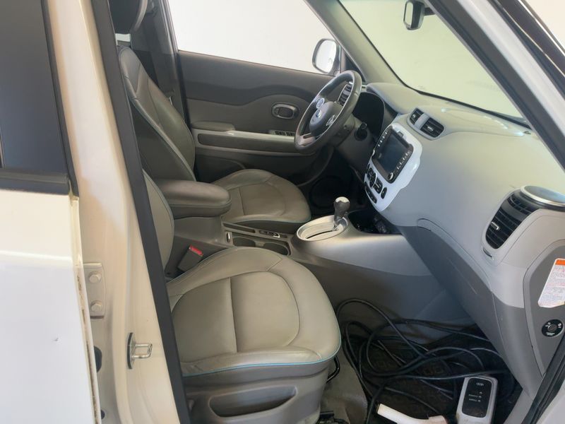 Kia Soul electric drive 81 kW EV 2016 – снимка 16