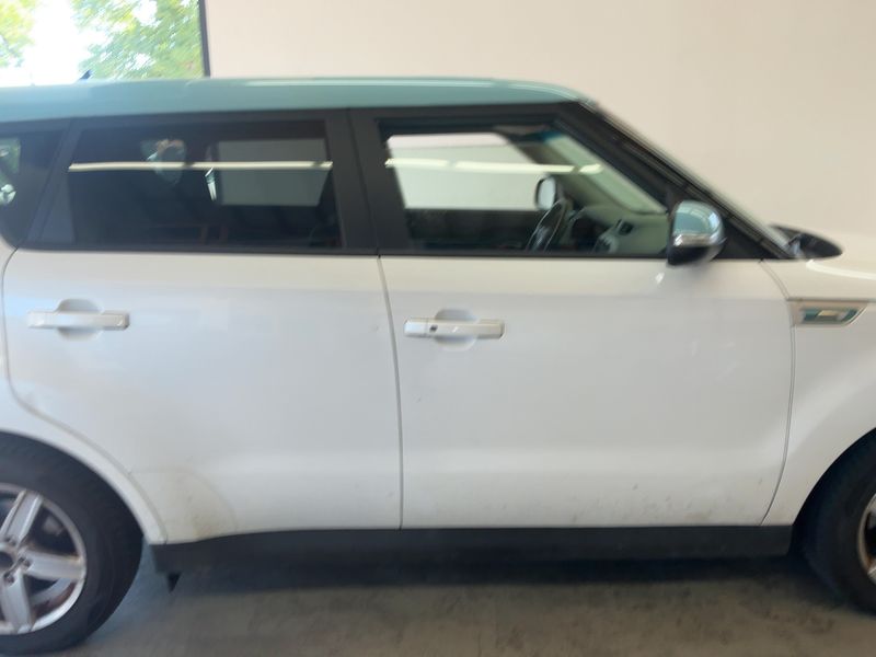 Kia Soul electric drive 81 kW EV 2016 – снимка 10