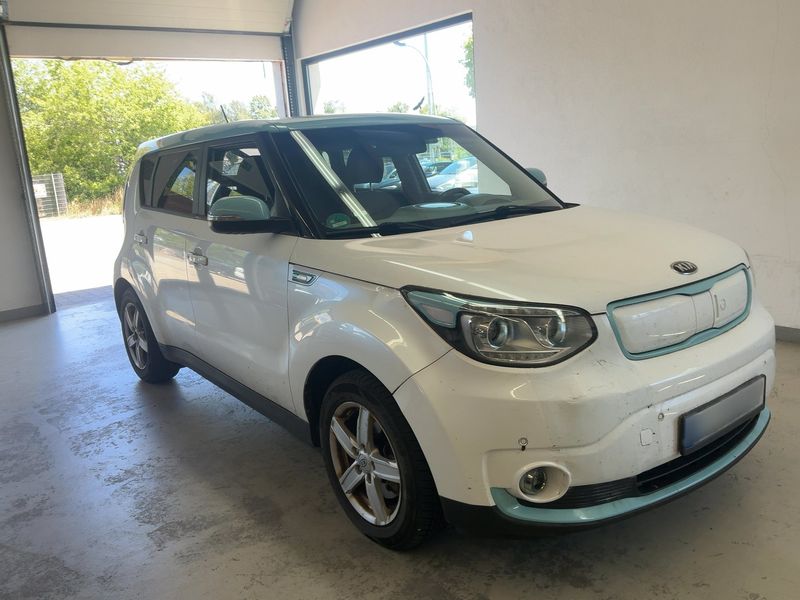 Kia Soul electric drive 81 kW EV 2016 – снимка 12