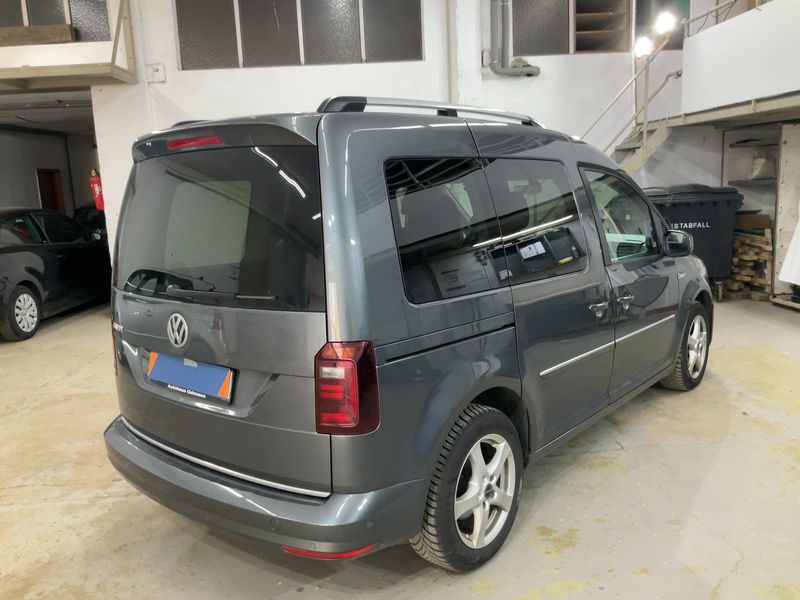 Volkswagen Caddy 2.0 TDI Highline BlueMotion Tech 2018 – снимка 8