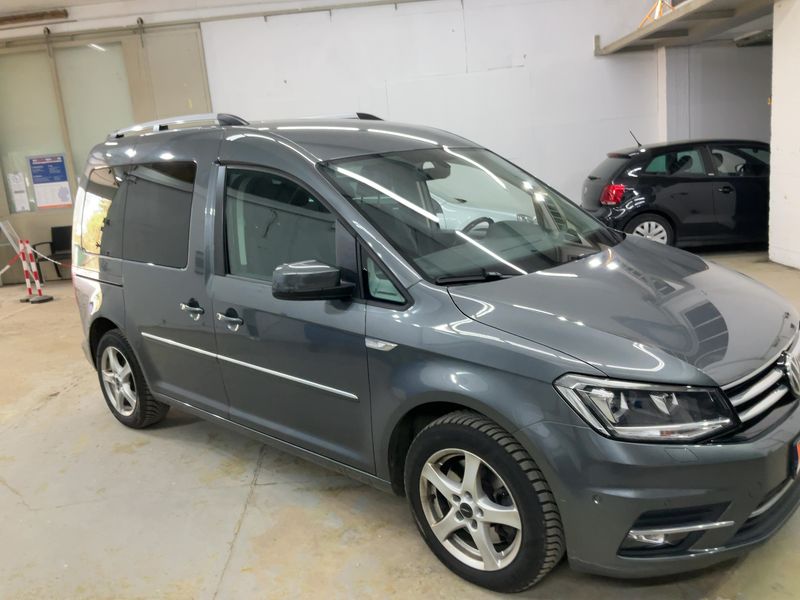 Volkswagen Caddy 2.0 TDI Highline BlueMotion Tech 2018 – снимка 12