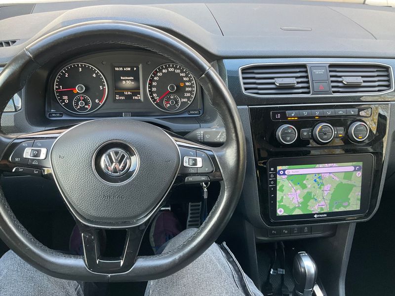 Volkswagen Caddy 2.0 TDI Highline BlueMotion Tech 2018 – снимка 18