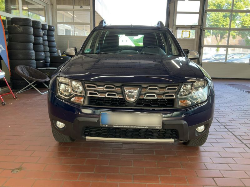 Dacia Duster 1.5 dCi Celebration 4x2 2015 – снимка 14