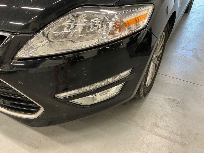 Ford Mondeo 2.0 TDCi Ambiente 2013 – снимка 36