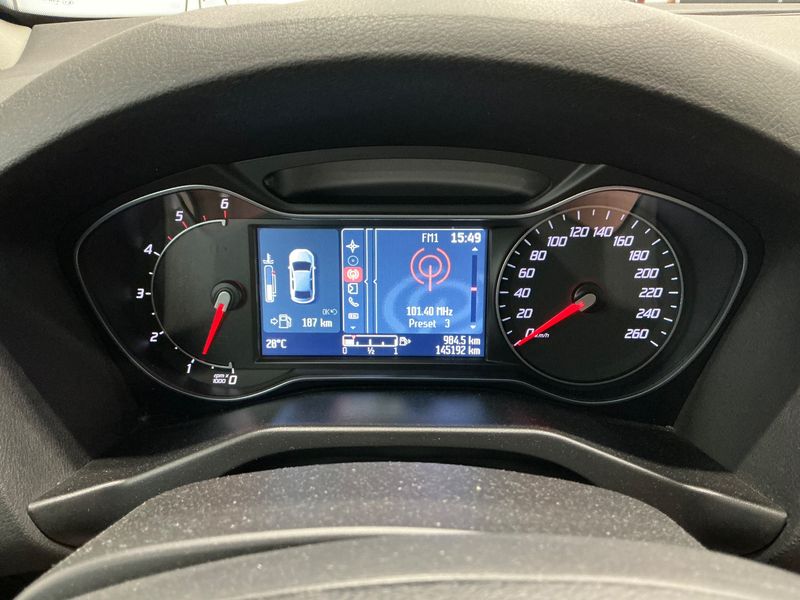 Ford Mondeo 2.0 TDCi Ambiente 2013 – снимка 18