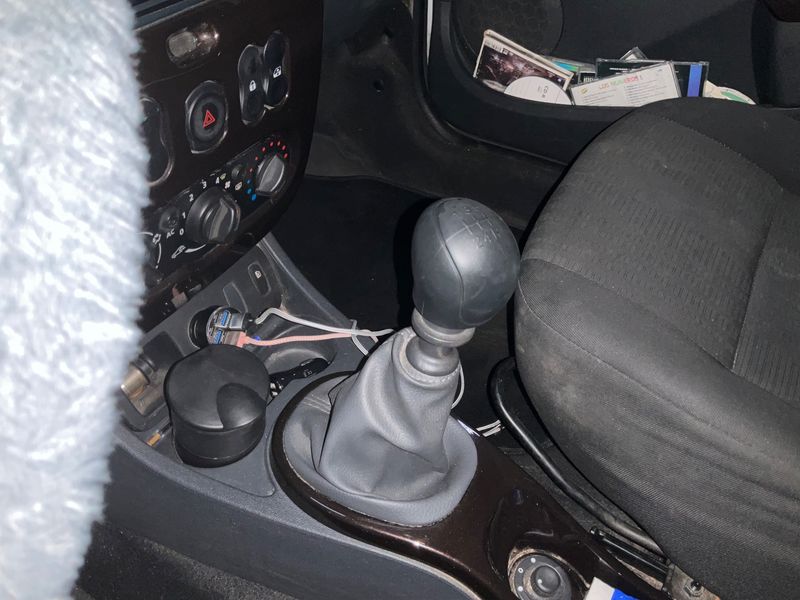 Dacia Duster 1.5 dCi Laureate 4x2 2012 – снимка 24
