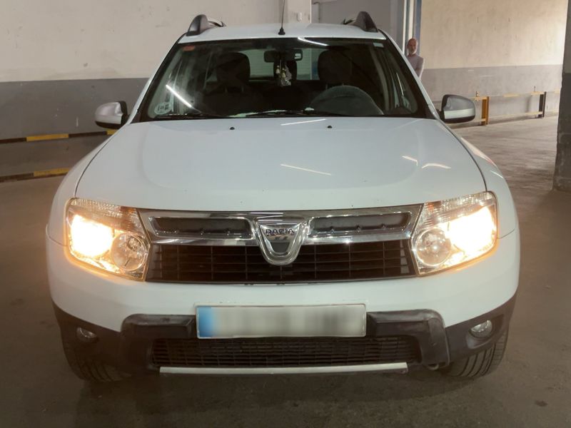 Dacia Duster 1.5 dCi Laureate 4x2 2012 – снимка 14