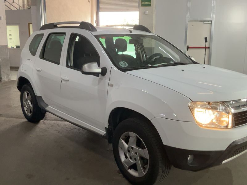 Dacia Duster 1.5 dCi Laureate 4x2 2012 – снимка 12