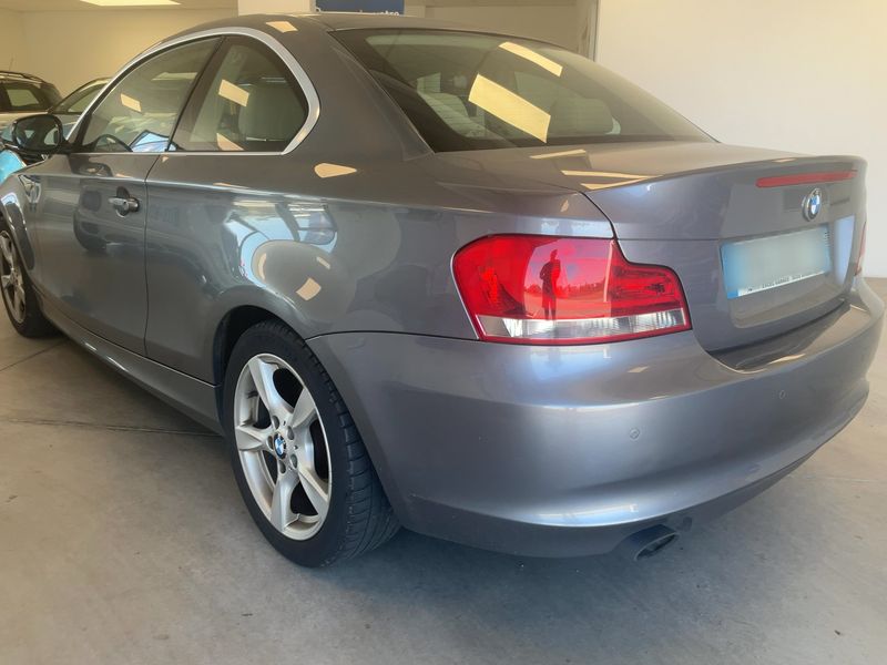 BMW 1er 123d Confort 2012 – снимка 6