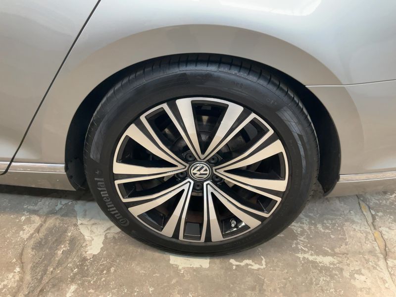 Volkswagen Passat 2.0 TDI Comfortline BlueMotion Tech 2017 – снимка 5