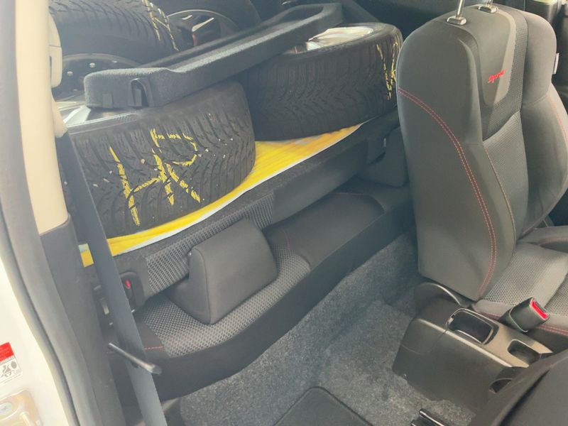 Suzuki Swift 1.6 Sport 2017 – снимка 20