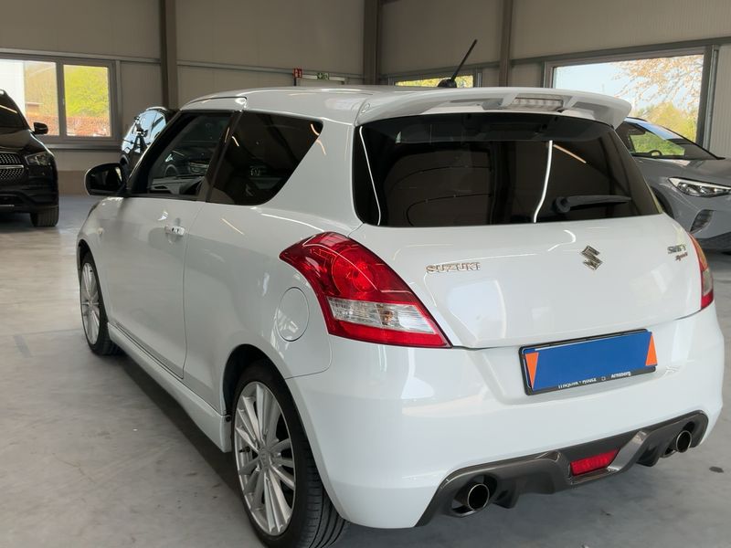 Suzuki Swift 1.6 Sport 2017 – снимка 6