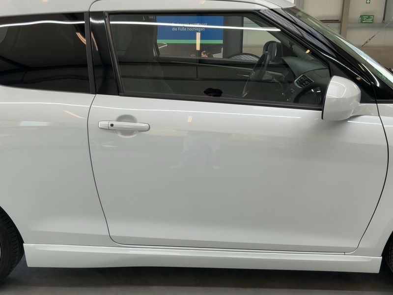 Suzuki Swift 1.6 Sport 2017 – снимка 10